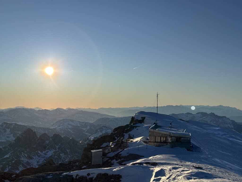 Žieminis kopimas į aukščiausią Dolomitų viršūnę: Punta Penia