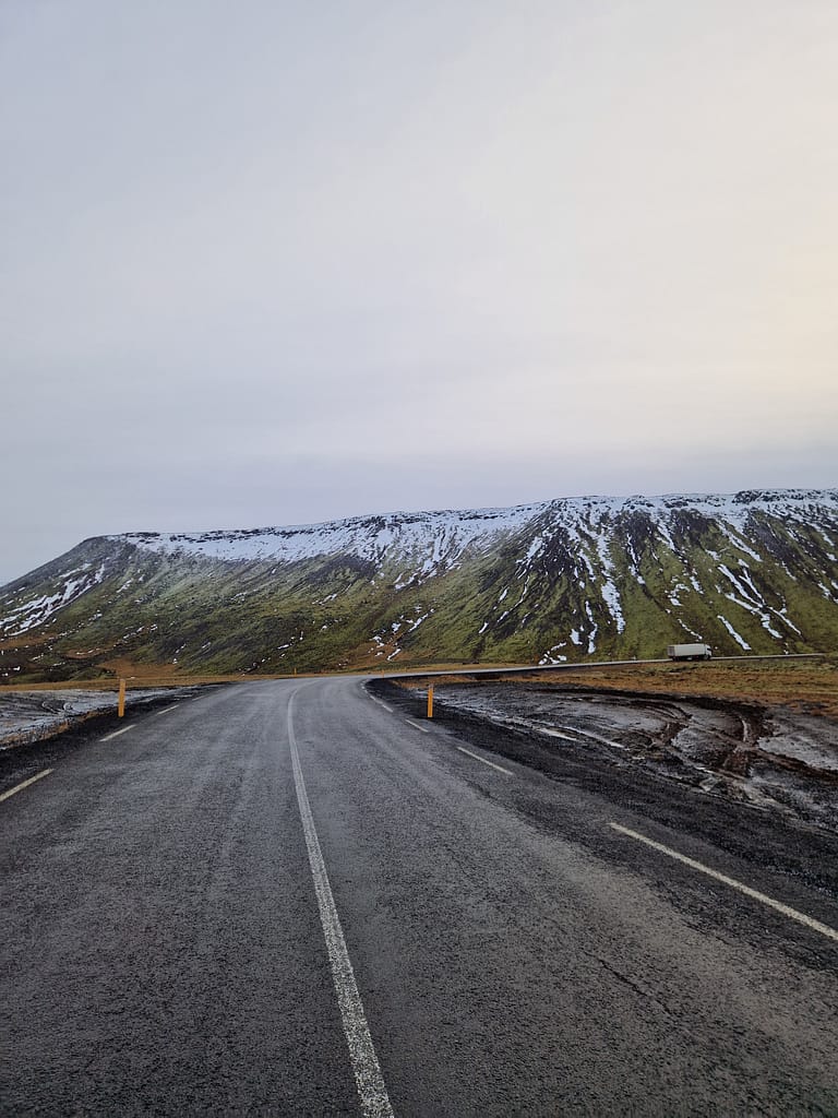 Road towards the Kleifarvatn lake